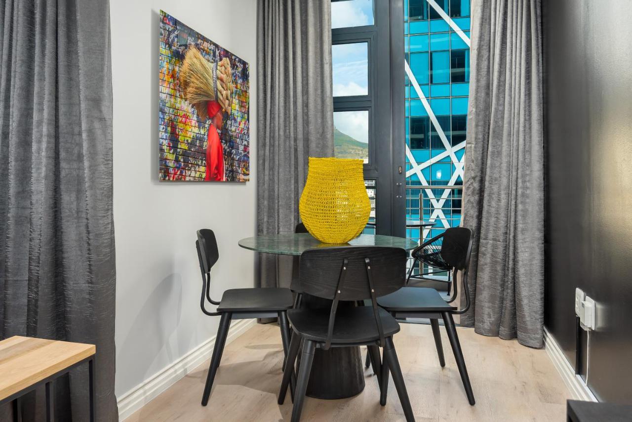 16 On Bree Luxury Apartments 开普敦 外观 照片