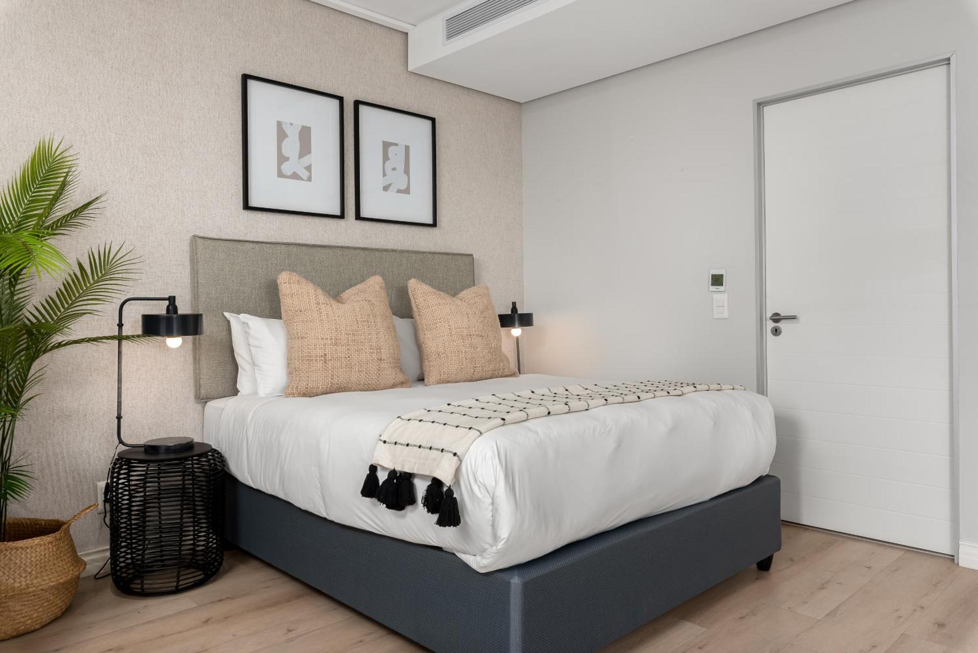 16 On Bree Luxury Apartments 开普敦 外观 照片