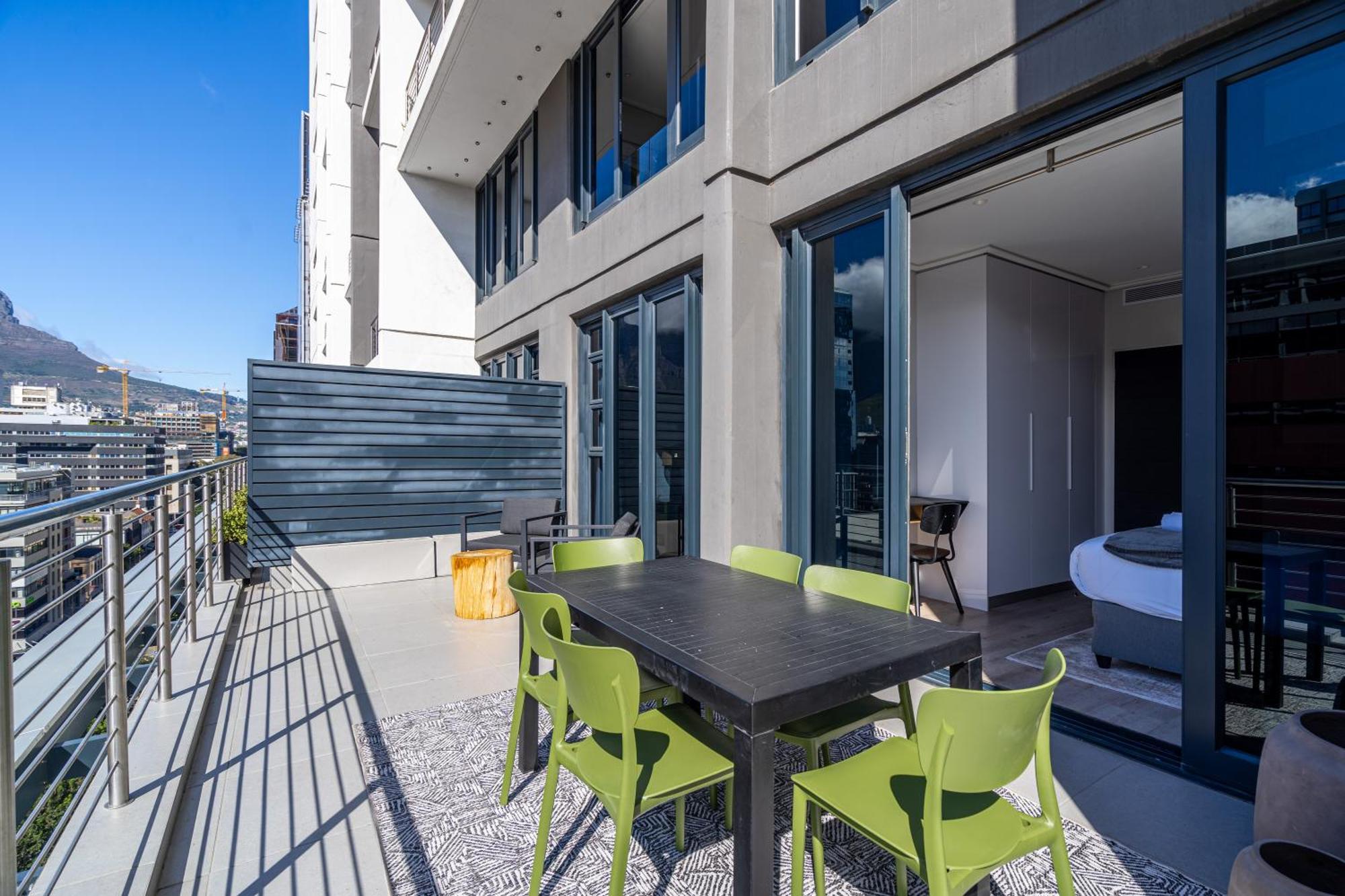 16 On Bree Luxury Apartments 开普敦 外观 照片
