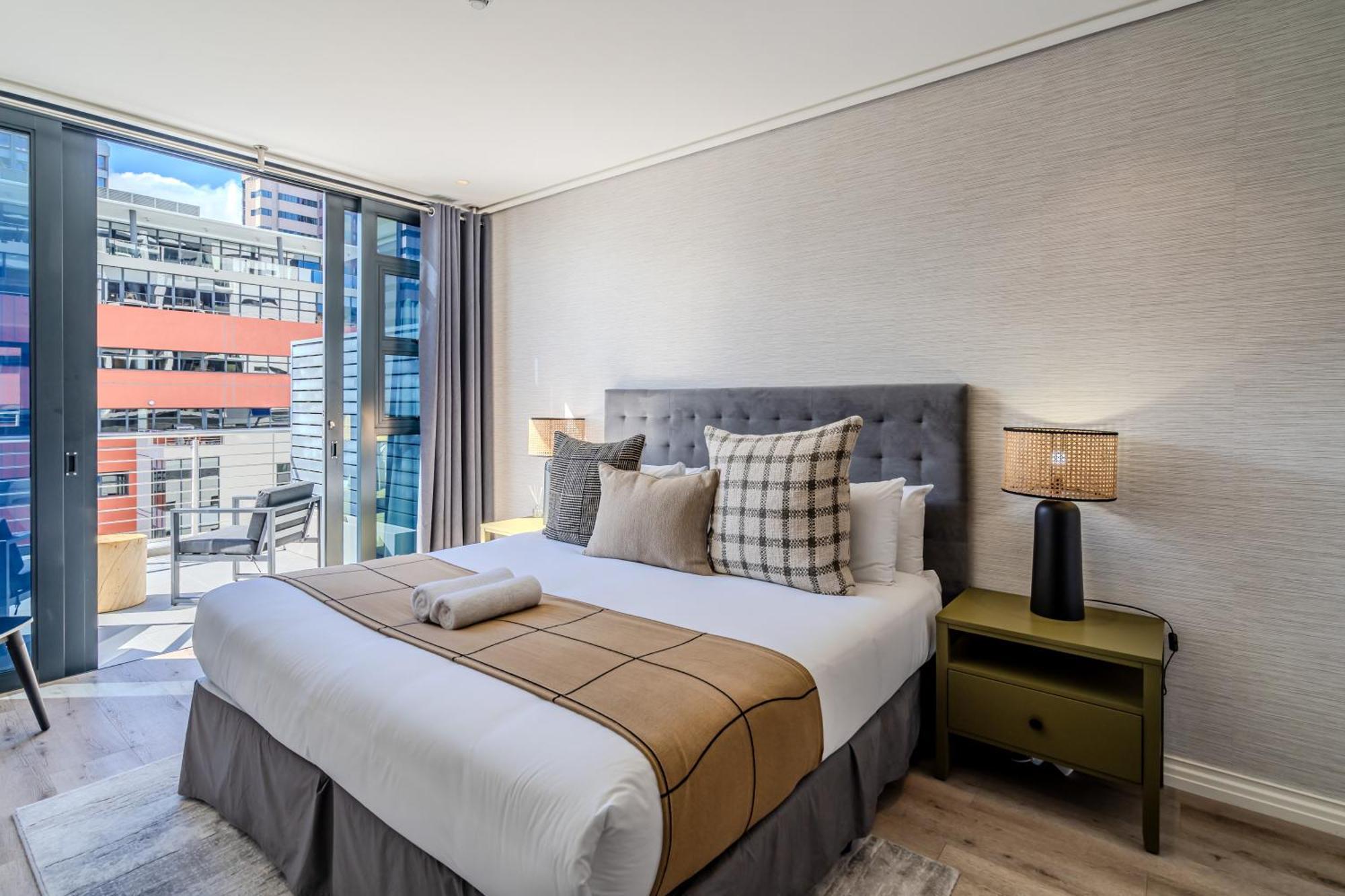 16 On Bree Luxury Apartments 开普敦 外观 照片